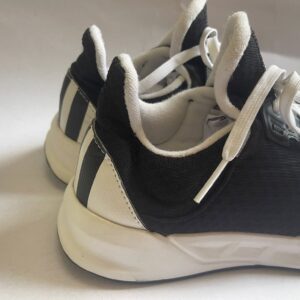 Giày Thể Thao 2hand Hiệu Adidas