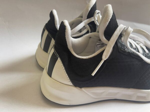 Giày Thể Thao 2hand Hiệu Adidas