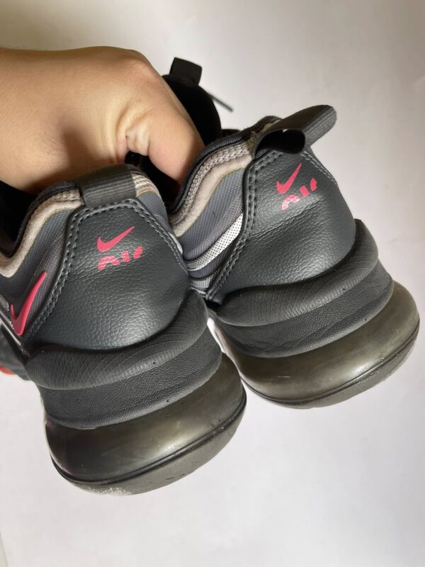 Giày Thể Thao 2hand Hiệu Nike