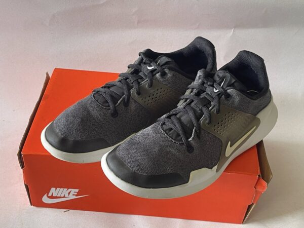 Giày Thể Thao 2hand Hiệu Nike