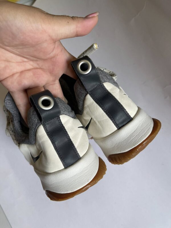 Giày Thể Thao 2hand Hiệu Nike