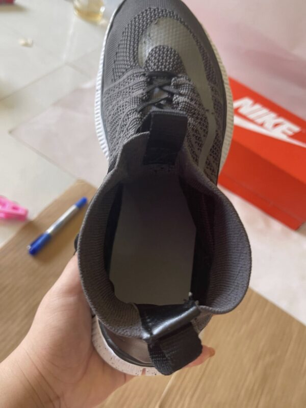 Giày Thể Thao 2hand Hiệu Nike
