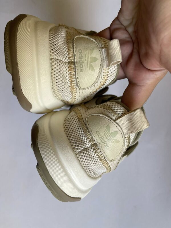 Giày Thể Thao 2hand Hiệu Adidas