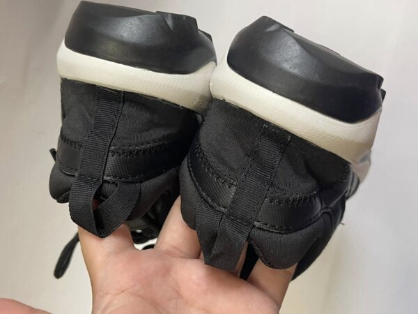 Giày Thể Thao 2hand Hiệu Adidas