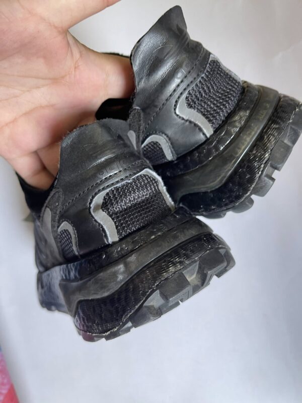 Giày Thể Thao 2hand Hiệu Adidas