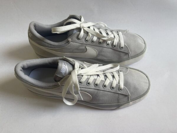Giày Thể Thao 2hand Hiệu Nike