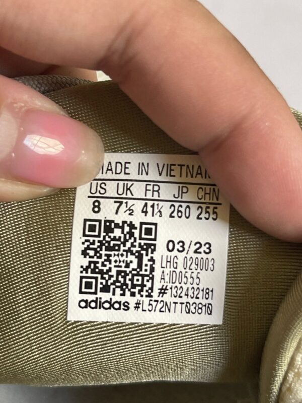 Giày Thể Thao 2hand Hiệu Adidas