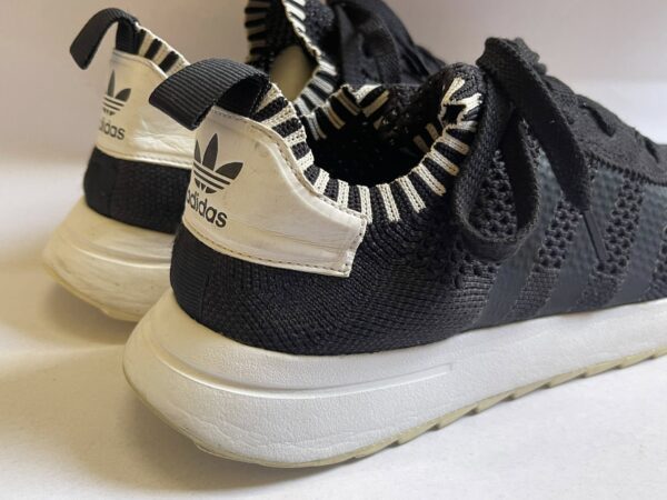 Giày Thể Thao 2hand Hiệu Adidas