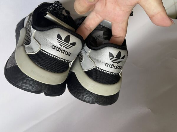 Giày Thể Thao 2hand Hiệu Adidas