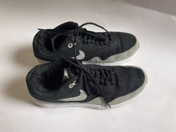 Giày Thể Thao 2hand Hiệu Nike
