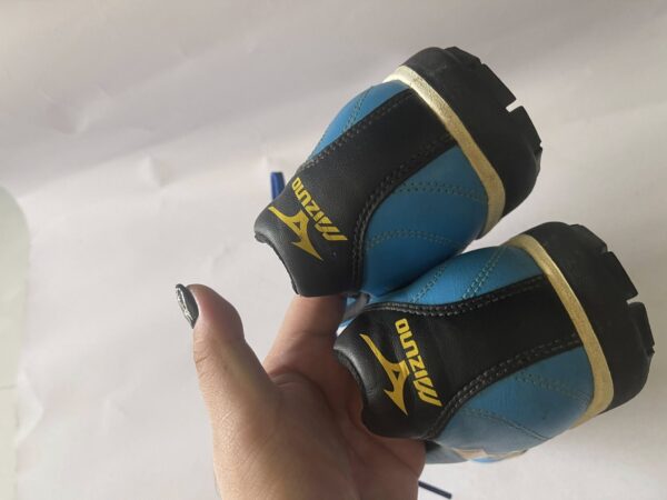 Giày 2hand Đá Banh Hiệu Mizuno