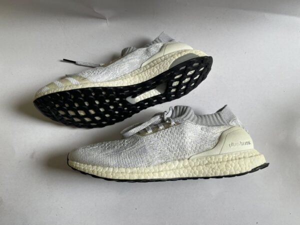 Giày Thể Thao 2hand Hiệu Adidas
