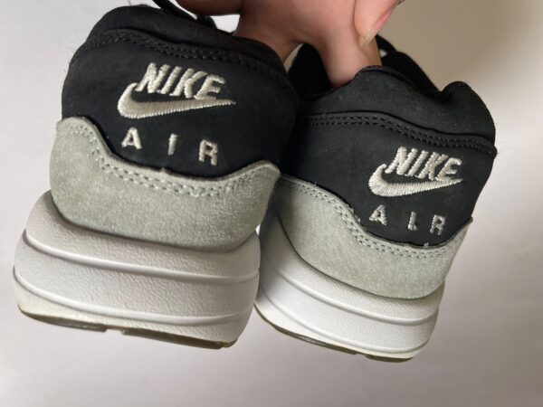 Giày Thể Thao 2hand Hiệu Nike