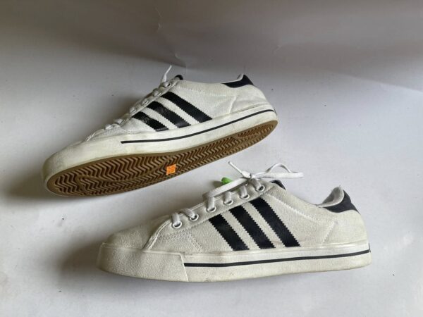 Giày Thể Thao 2hand Hiệu Adidas