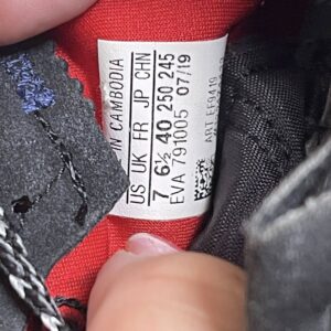 Giày Thể Thao 2hand Hiệu Adidas