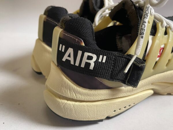 Giày Thể Thao 2hand Hiệu Nike