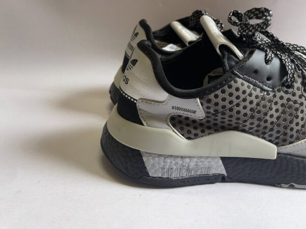 Giày Thể Thao 2hand Hiệu Adidas