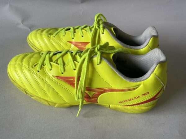 Giày 2hand Đá Banh Hiệu Mizuno