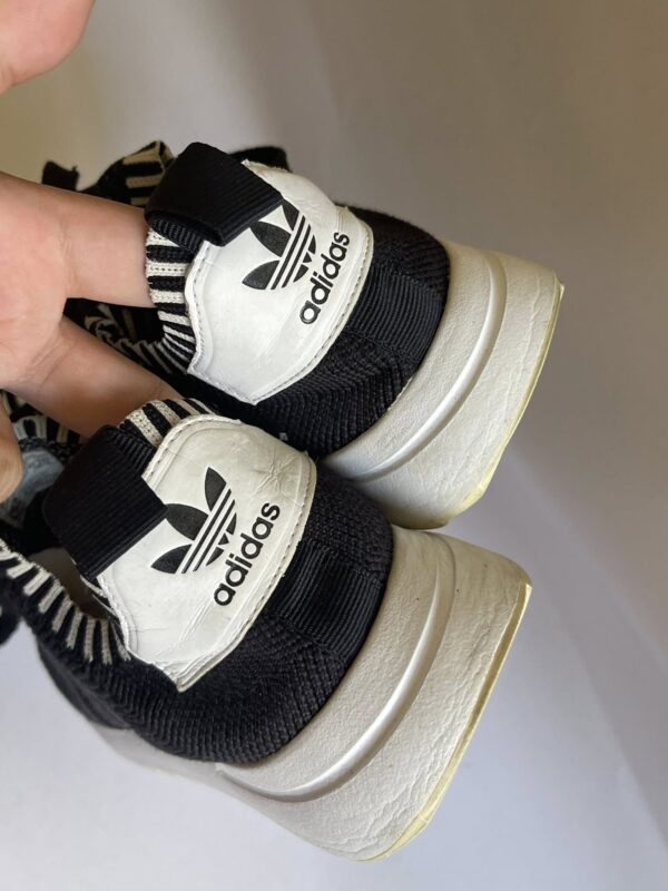 Giày Thể Thao 2hand Hiệu Adidas