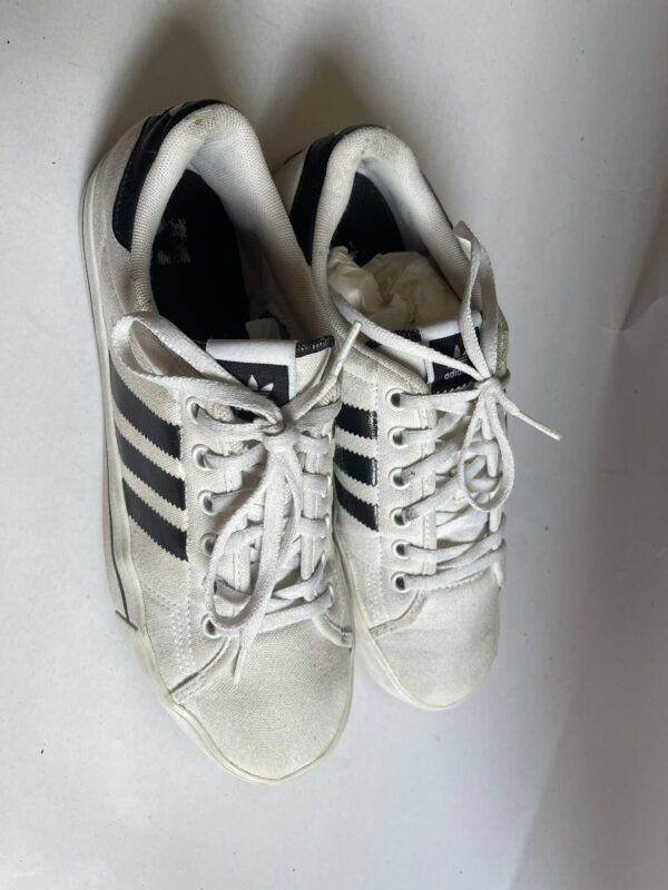 Giày Thể Thao 2hand Hiệu Adidas