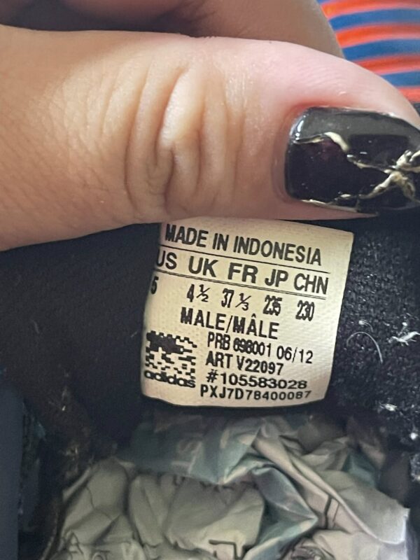 Giày Đá Bóng 2hand Hiệu Adidas