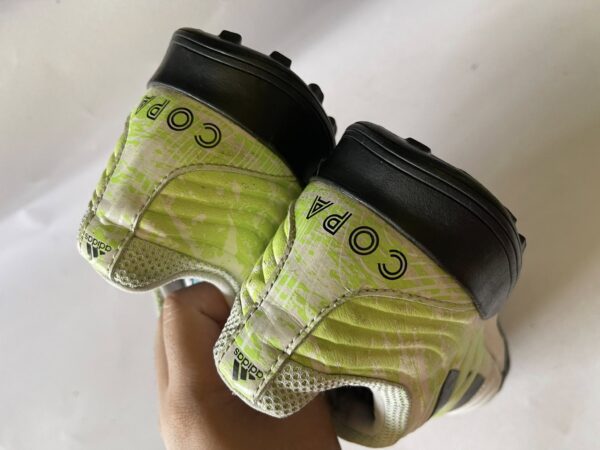 Giày Đá Bóng 2hand Hiệu Adidas