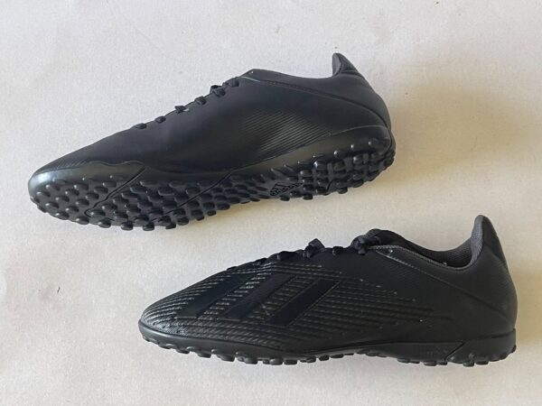 Giày Đá Banh 2hand Hiệu Adidas