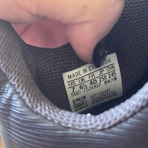 Giày Đá Banh 2hand Hiệu Adidas