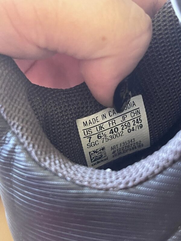 Giày Đá Banh 2hand Hiệu Adidas