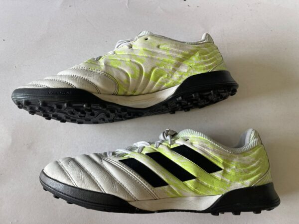 Giày Đá Bóng 2hand Hiệu Adidas