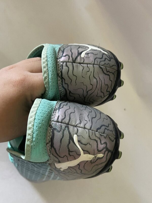 Giày Đá Banh 2hand Hiệu Puma