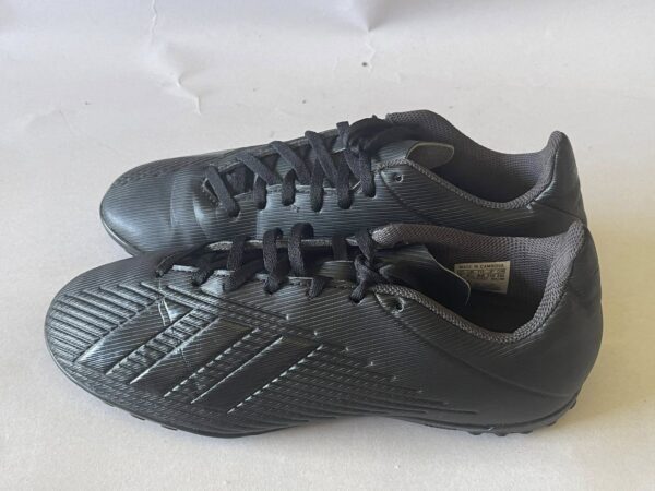 Giày Đá Banh 2hand Hiệu Adidas