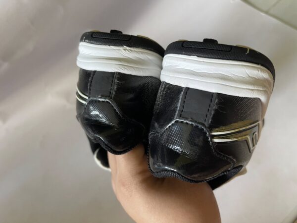 Giày Đá Bóng 2hand