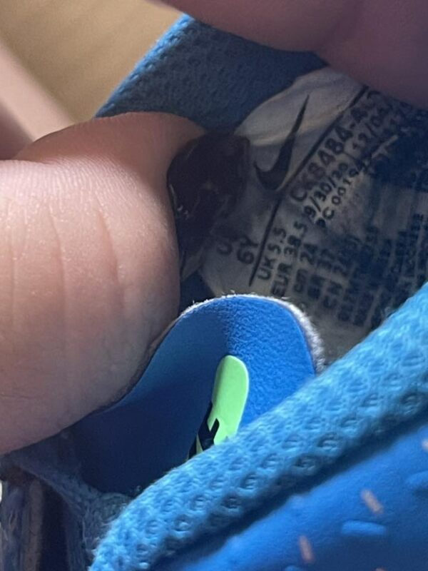 Giày Đá Banh 2hand Hiệu Nike