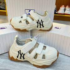 Giày MLB Tỏa Sáng Cá Tính, Bước Đi Tự Tin Cùng Bé Yêu