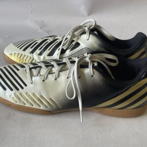 Giày Đá Banh 2hand Hiệu Adidas