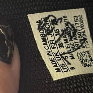 Giày Đá Banh 2hand Hiệu Adidas