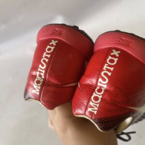 Giày Đá Banh 2hand Hiệu Nike