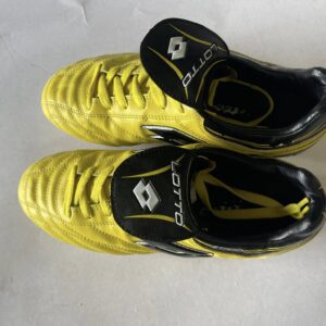 Giày Đá Banh 2hand