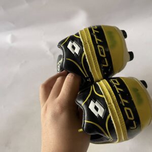 Giày Đá Banh 2hand