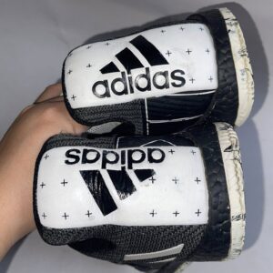 Giày Thể Thao 2hand Hiệu Adidas