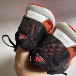 Giày Thể Thao 2hand Hiệu Adidas