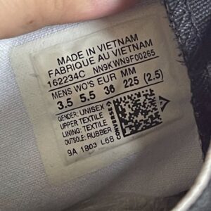 Giày Thể Thao 2hand Hiệu Convesre