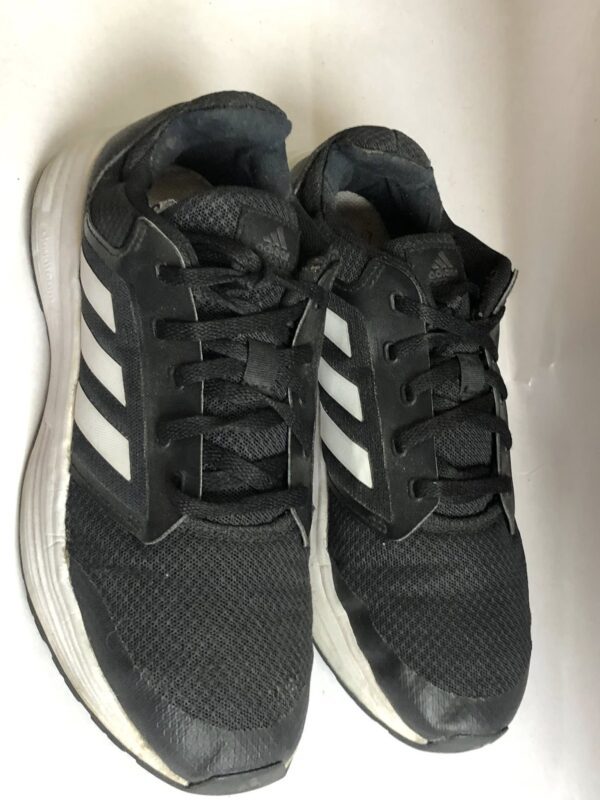 Giày Thể Thao 2hand Hiệu Adidas