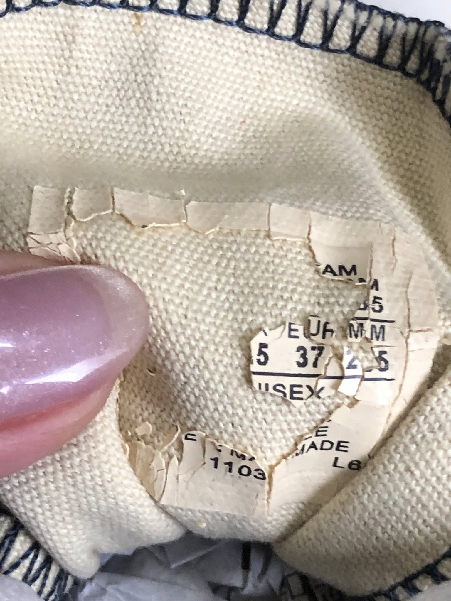 Giày Thể Thao 2hand Hiệu Converse Giày Thể Thao 2hand Hiệu Converse