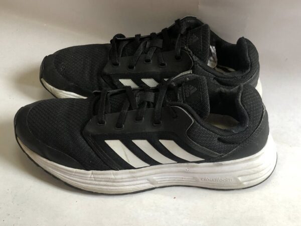 Giày Thể Thao 2hand Hiệu Adidas