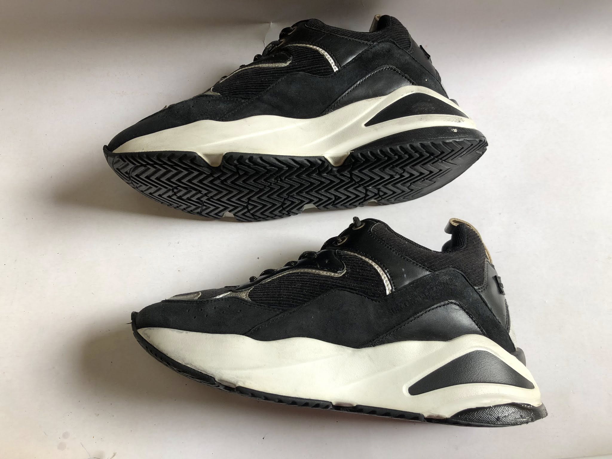 Giày Thể Thao 2hand Giày Thể Thao 2hand