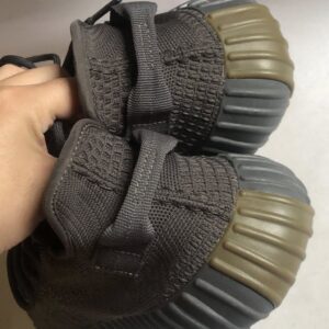 Giày Thể Thao 2hand Hiệu Adidas