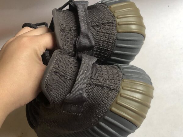 Giày Thể Thao 2hand Hiệu Adidas