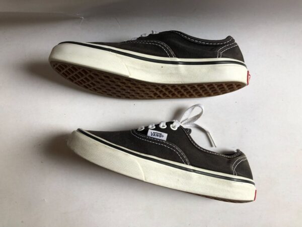 Giày Thể Thao 2hand Hiệu Vans